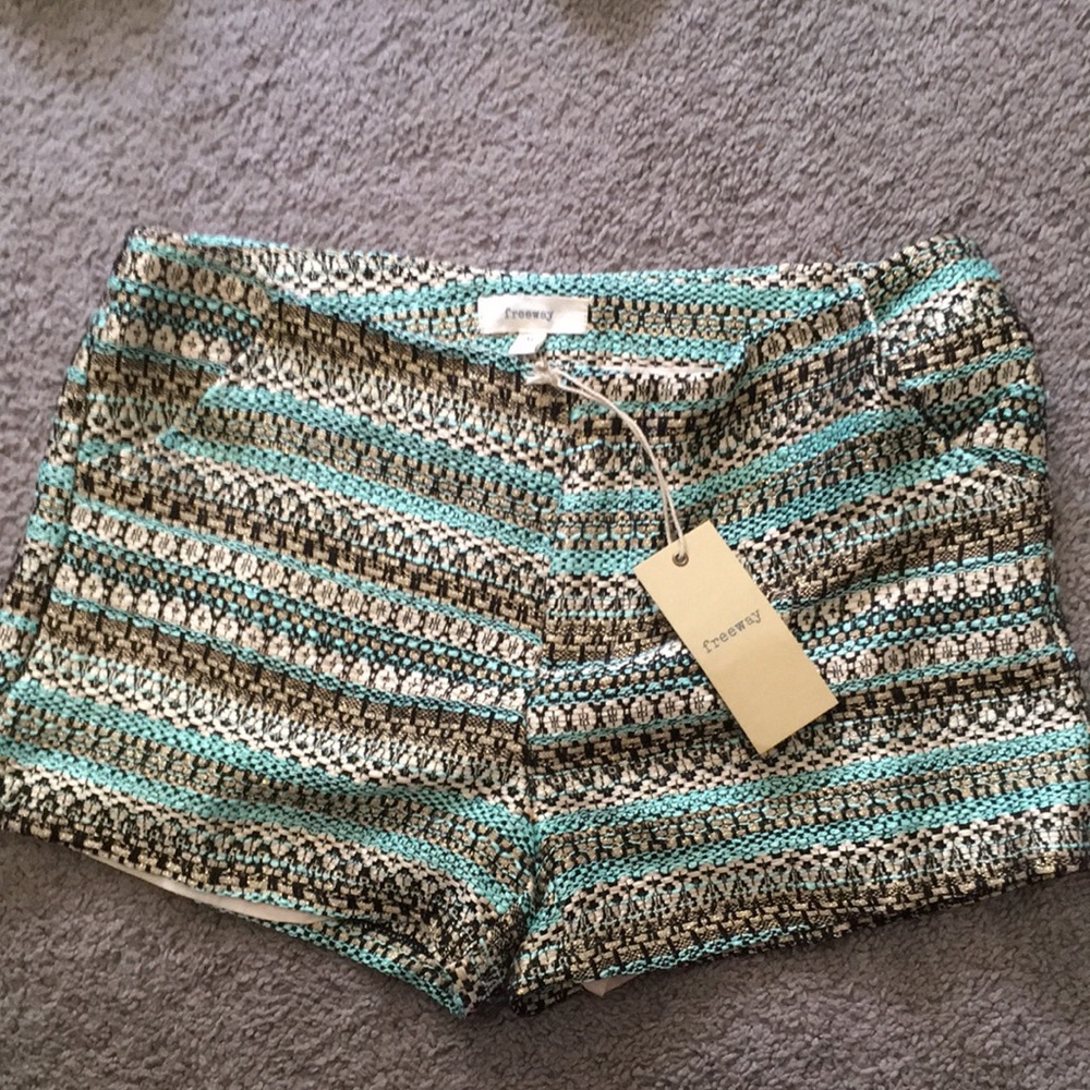 Freeway size M women’s fashion sorts
